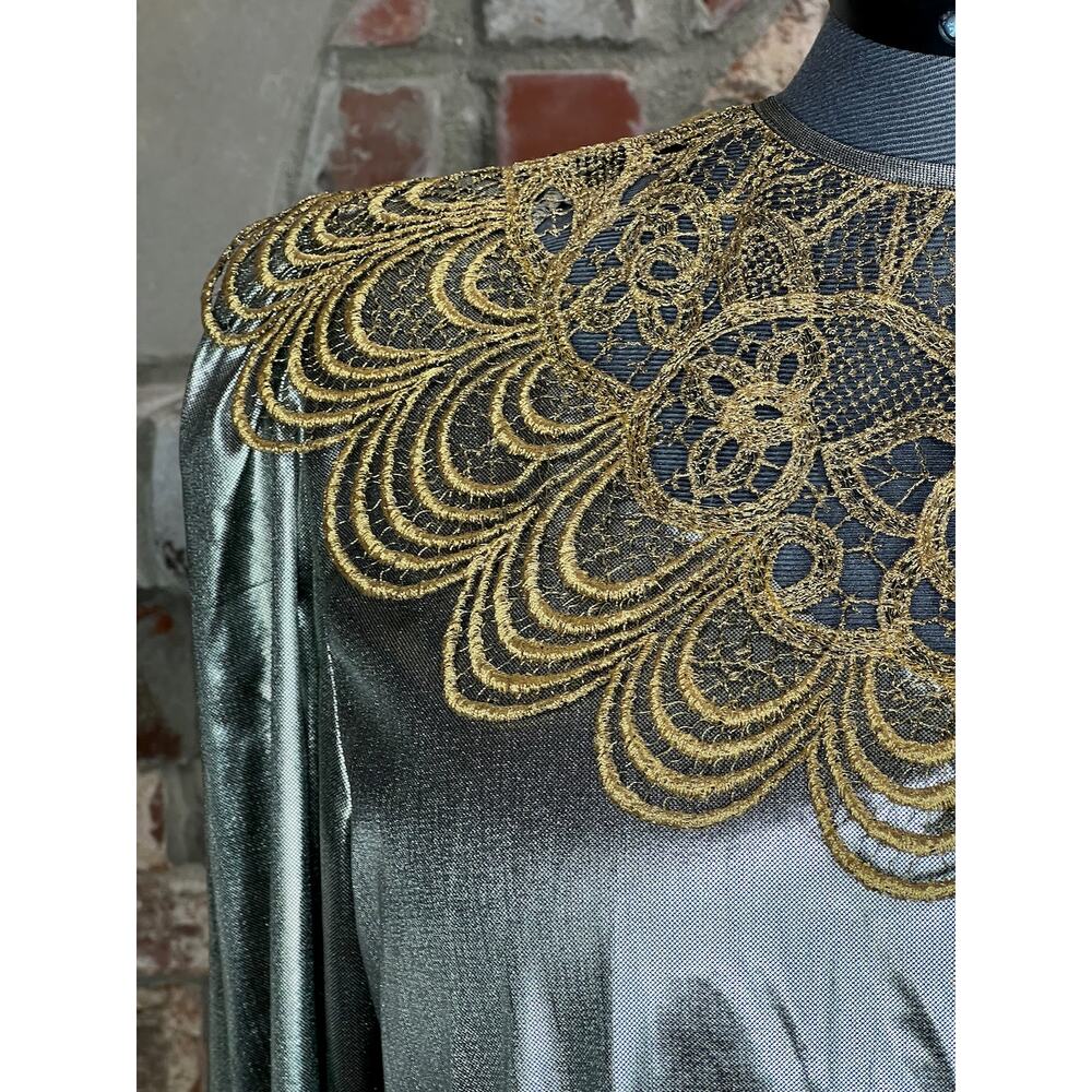 Blouse silver lamee gold lace 1980s shoulder pads - Picture 3 of 13